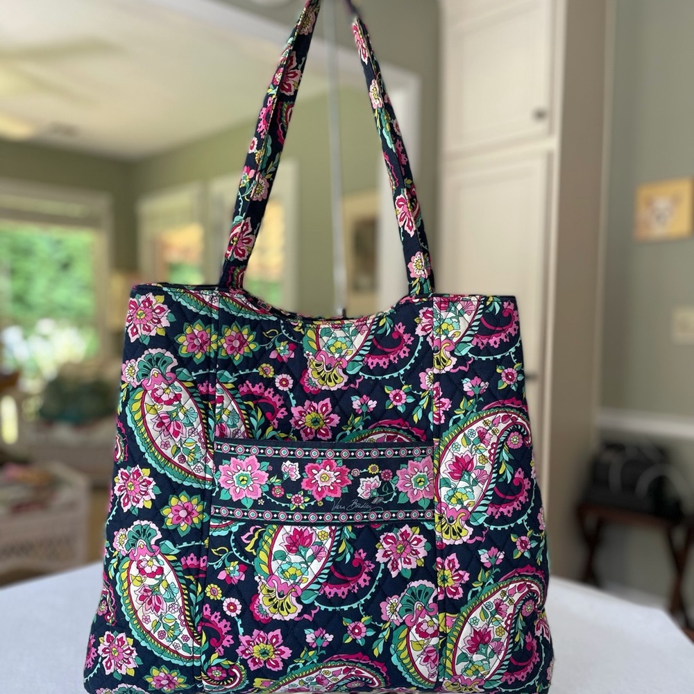 Vera Bradley large tote bag